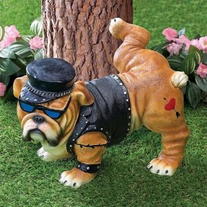 Green & Landscaping |   Tough Guy Dog Peeing Dog Statue Funny Gnome Garden Decorations Statue Green & Landscaping Green & Landscaping